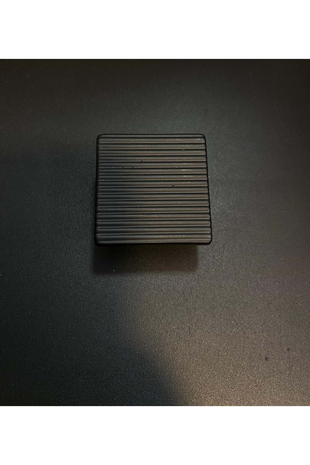 METAX HATAY DÜĞME SİYAH (DHT-04)