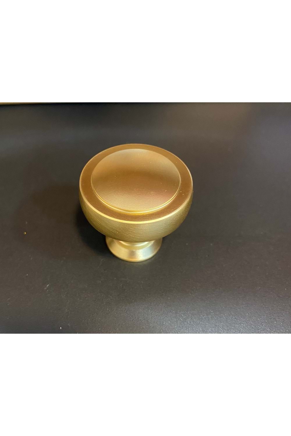 TOMURCUK 9200 DÜĞME MAT ALTIN KULP