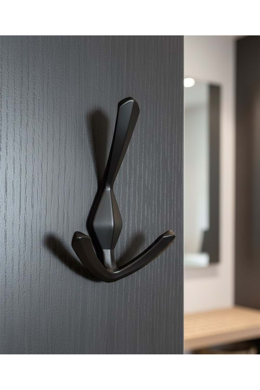 TOMURCUK 9315 BÜYÜK MAT SİYAH KULP