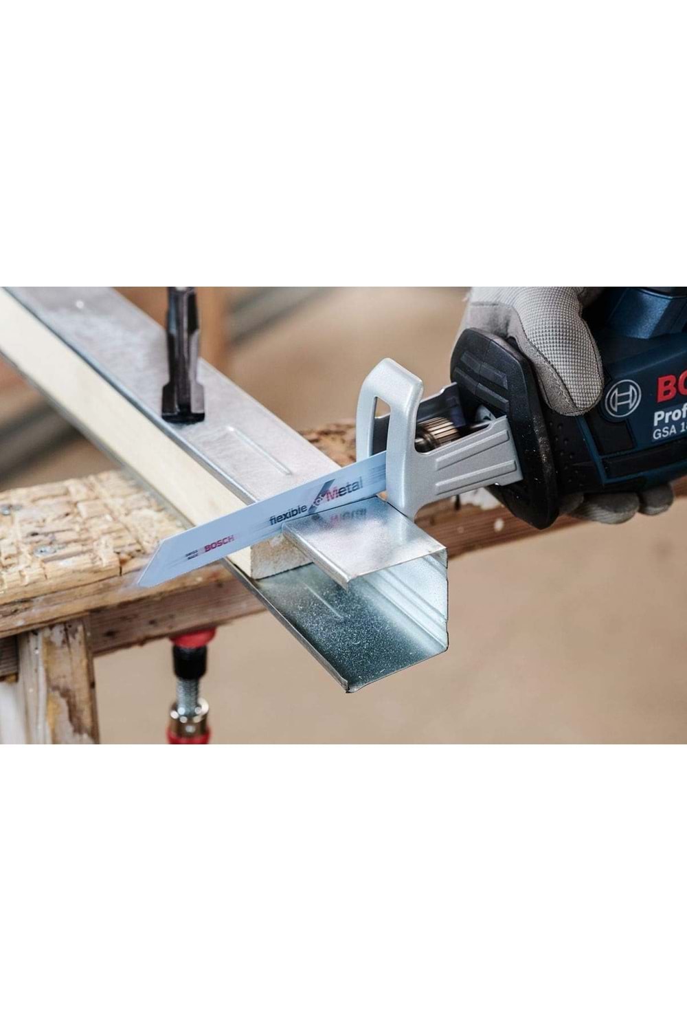 BOSCH TİLKİ KUYRUĞU BIÇAĞI S 922 EF FLEXİBLE FOR WOOD AND METAL